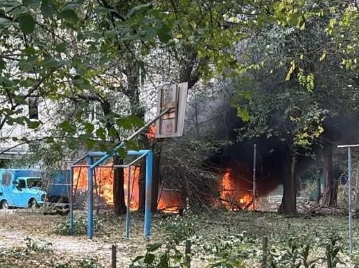 У Кременчуці російський БпЛА влучив у багатоквартирний будинок