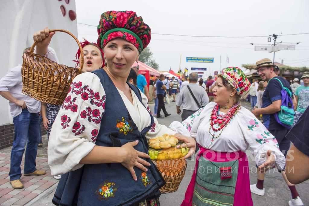Полтавщина ярмаркує: без голів та волів. ФОТО