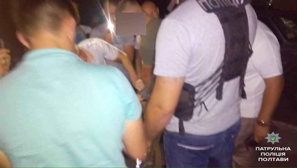 У Полтаві затримали патрульного поліцейського за отримання хабара