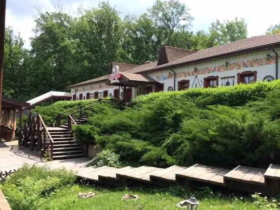 У Полтаві горіла споруда на території ресторанного комплексу