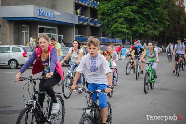 У Кременчуці відзначили День Незалежності патріотичним велопробігом