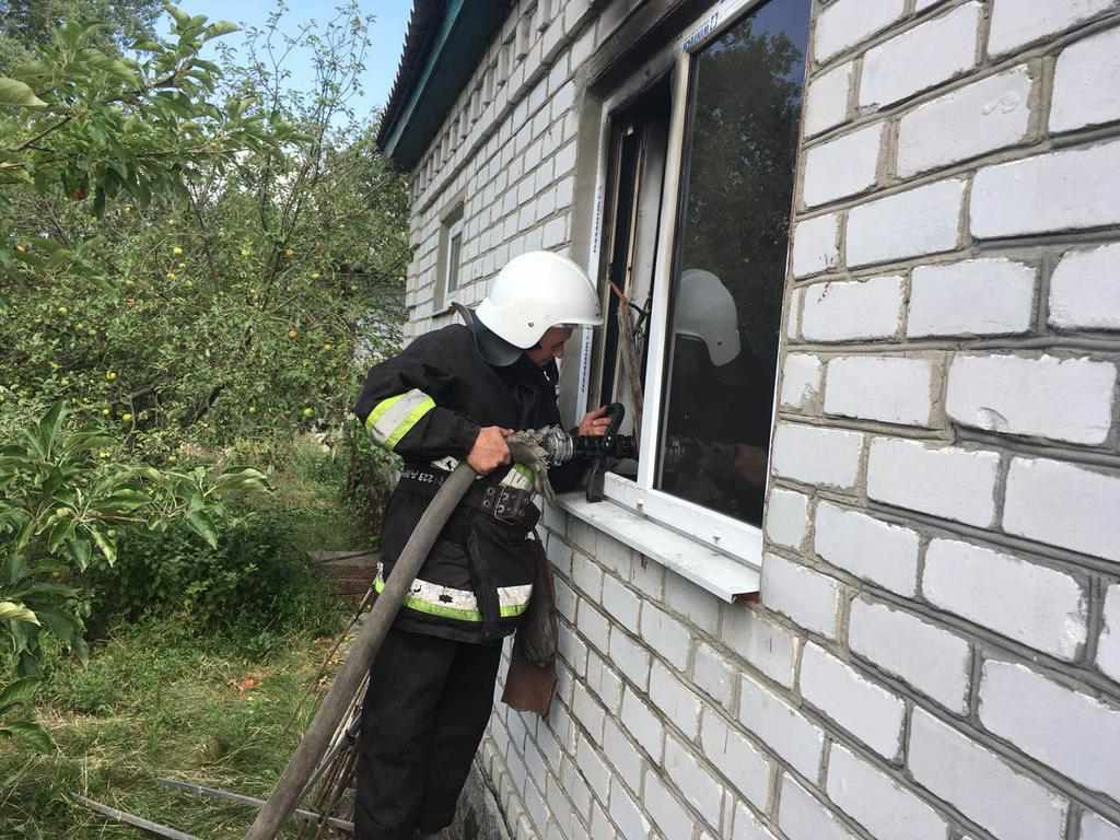 На Полтавщині через несправний комп’ютер ледь не згорів будинок 