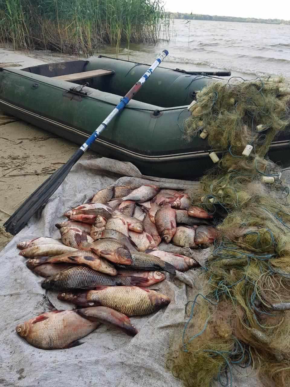 У Кременчуцькому водосховищі двоє браконьєрів порибалили на півтора десятка тисяч гривень