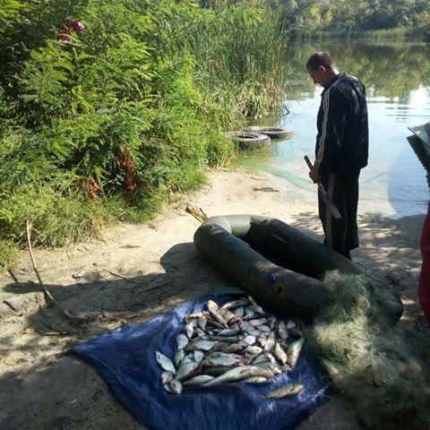 Рибний патруль в дії: на Полтавщині затримали чоловіка, який незаконно наловив риби на п’ять тисяч