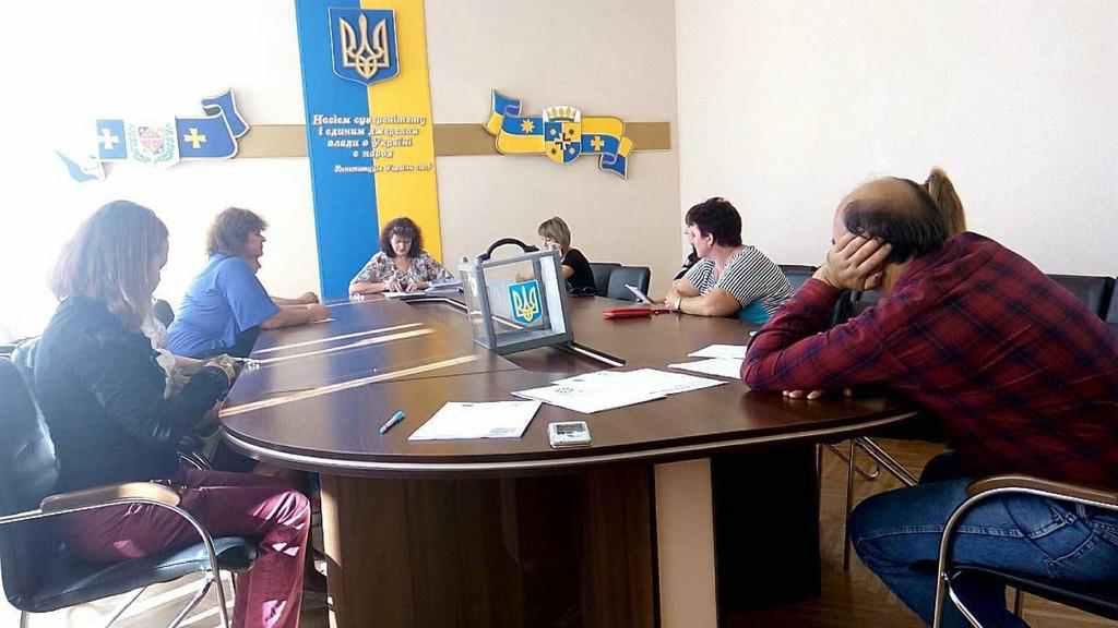 Відомо, яка з партій отримала найбільше керуючих посад у виборчих комісіях ОТГ на Полтавщині