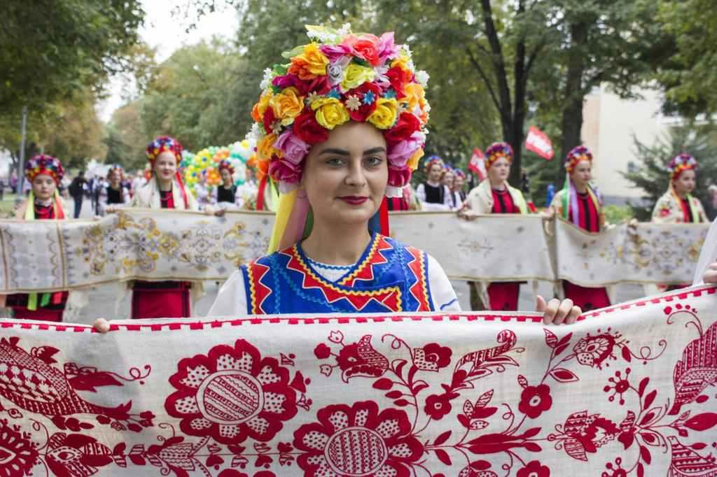 Полтава вишивана зібрала кілька тисяч учасників. ФОТО, ВІДЕО
