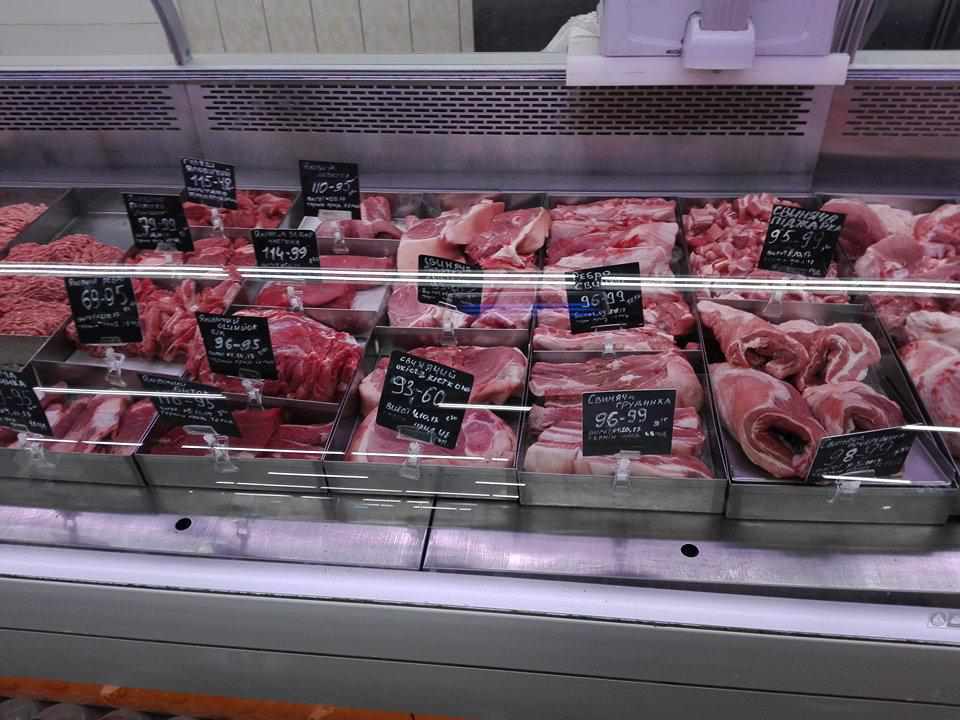 М’ясо, крупи, макарони й молоко: ціни на ринках і в супермаркетах Полтави