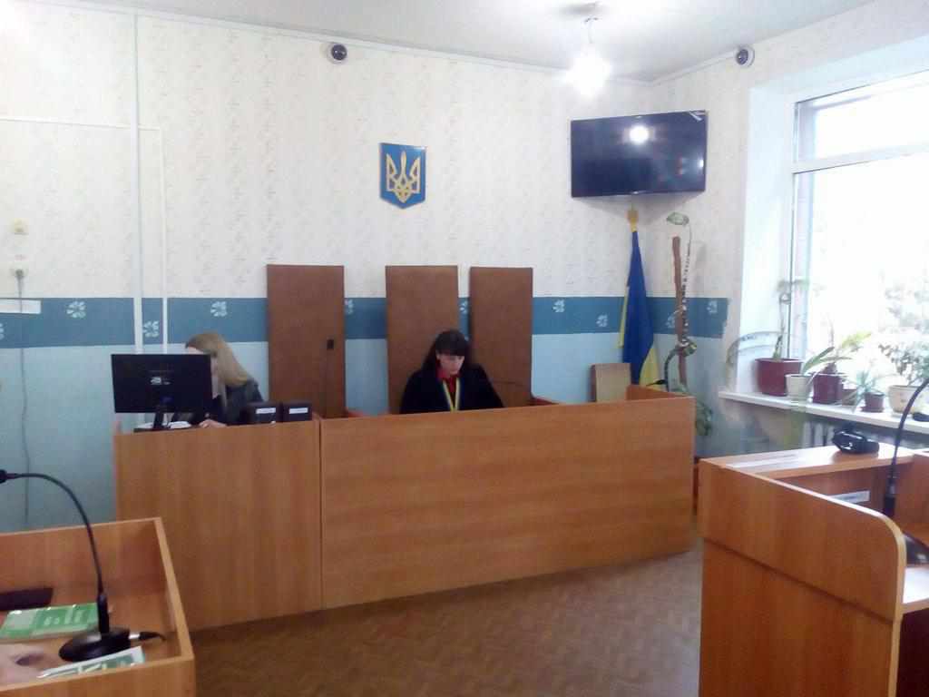 Полтавський юрист судиться з суддею та телеканалом «1+1» і звинувачує їх в наклепі