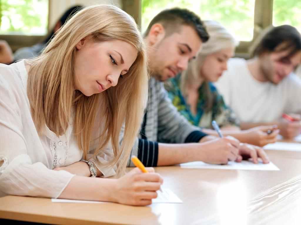ЗНО складатимуть не лише школярі, а й студенти: новації