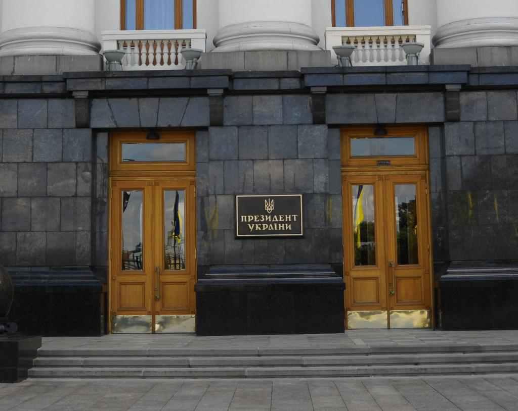 Оржицькі депутати одноголосно звернулись до Президента