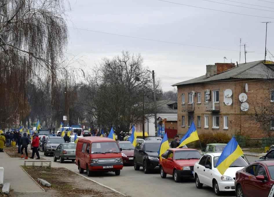В Опішні влаштували автопробіг заради об’єднання в громаду. ФОТО, ВІДЕО