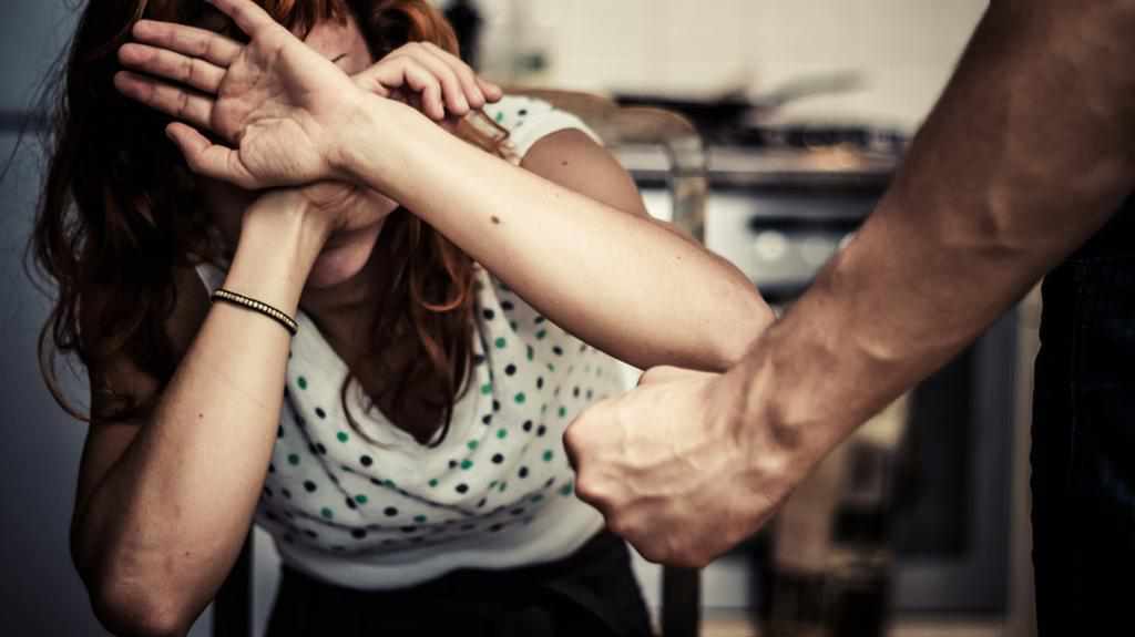 В Україні ухвалили закон про запобігання домашньому насильству