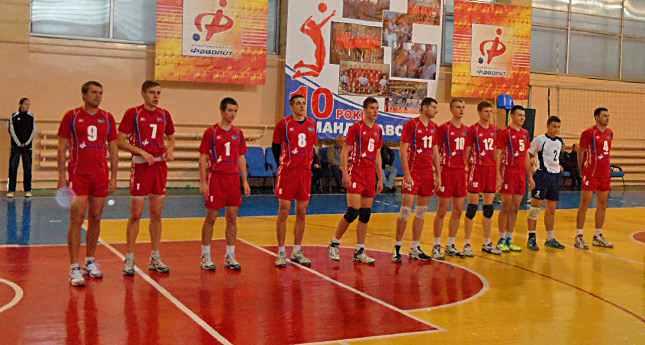 «Фаворит» поступився у матчі Суперліги