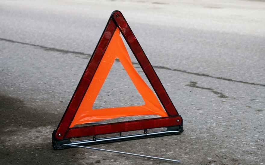 У Кременчуці на автобусній зупинці збили жінку