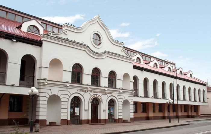 У Полтаві відбудеться виставка «Живопис – моя любов і відрада»