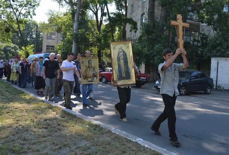 В Полтаві «ходоки» з Донбасу приєдналися до святкової служби та ходи