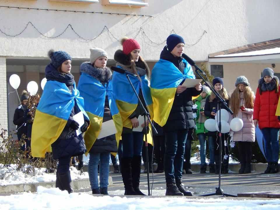 У Миргороді вшанували Героїв Небесної сотні
