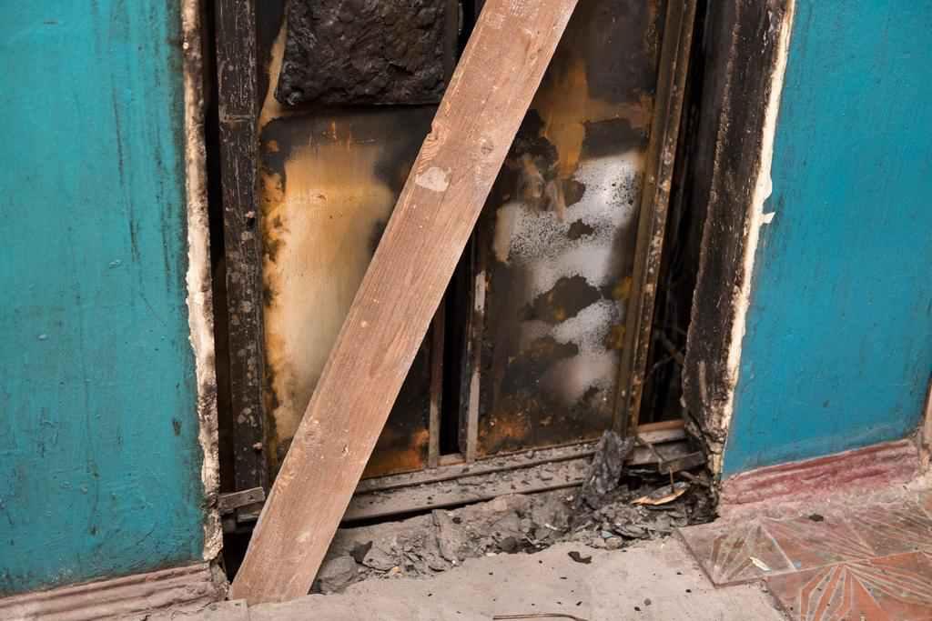 У полтавській багатоповерхівці загорілася шахта ліфта