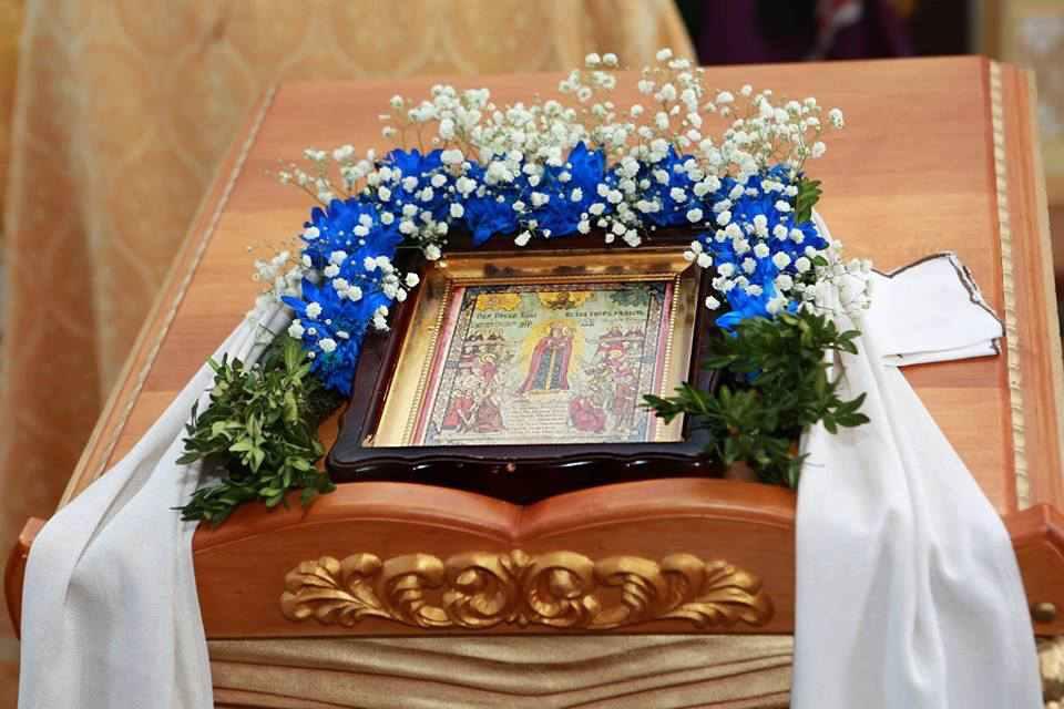 До Полтави привезуть мироточиву ікону