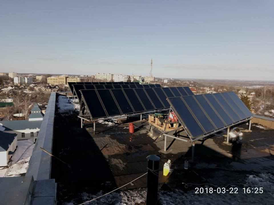 Одне з найпотужніших в Україні геліополів з’явилося на даху лубенської поліклініки