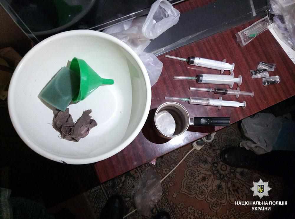 Родинний бізнес на мільйони: полтавська поліція затримала злочинну групу