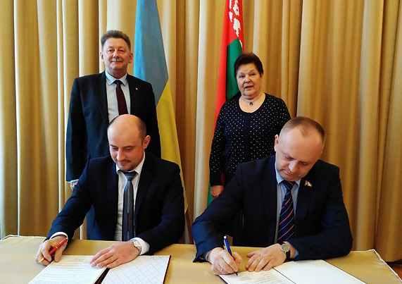 Миргород став містом-партнером білоруських Смолевичів
