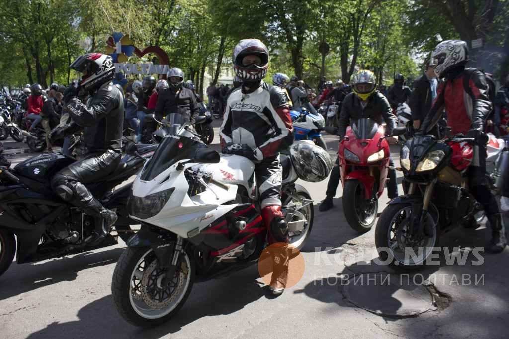 У Полтаві байкери відкрили мотосезон. ФОТО, ВІДЕО