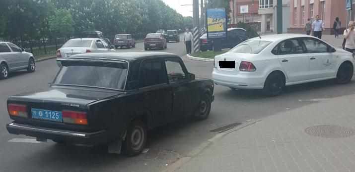 У Полтаві сталася ДТП за участі полісменів. ФОТО