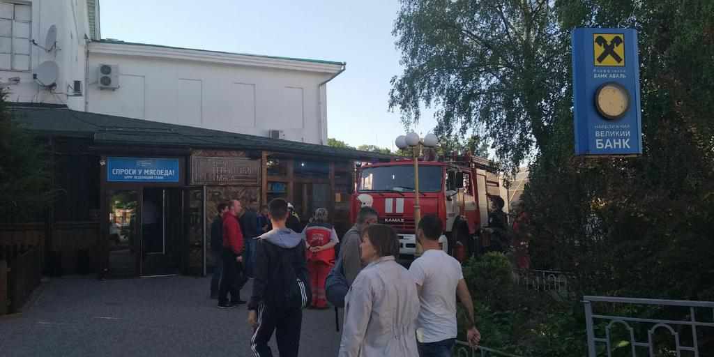 У Полтаві вкотре викликали рятувальників до будівлі колишнього кінотеатру імені Котляревського