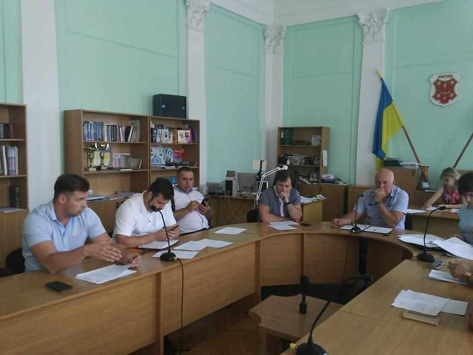 Для полтавської школи на 200 тисяч гривень закуплять мультимедійні дошки