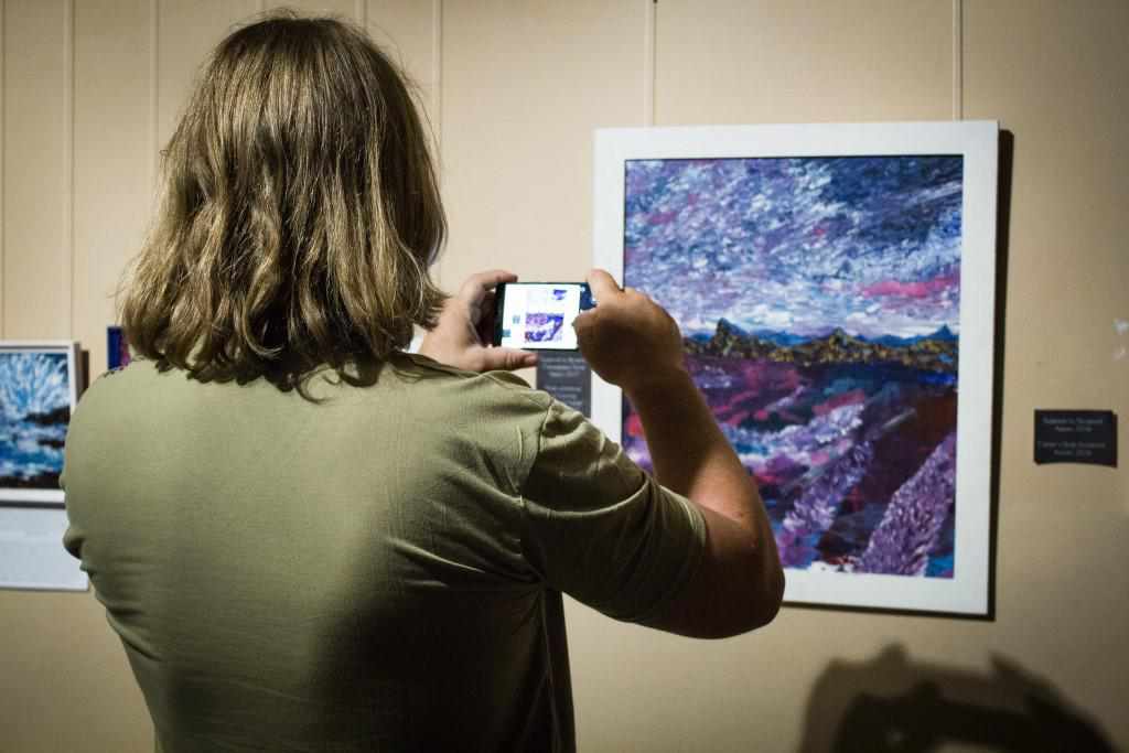 Від бійця АТО до художника: у Полтаві відкрилася виставка Олекси Коби. ФОТО 
