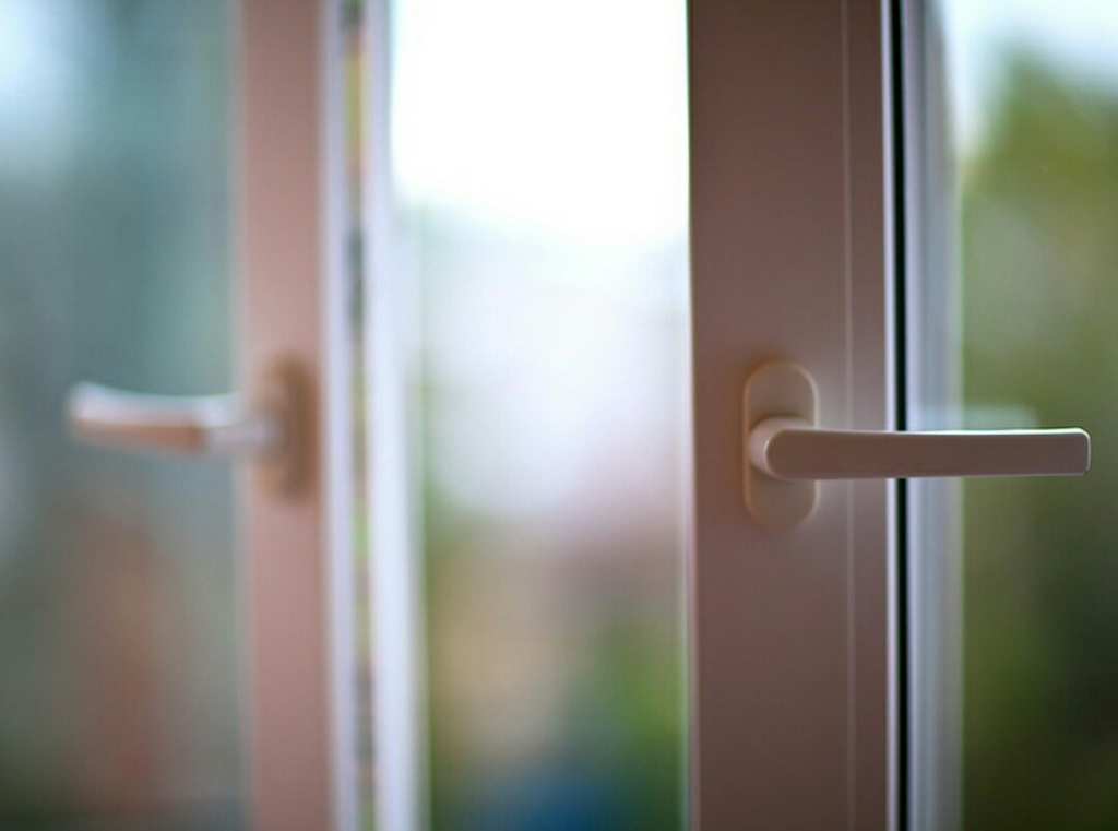 В таборі під Кременчуком дитина випала з вікна