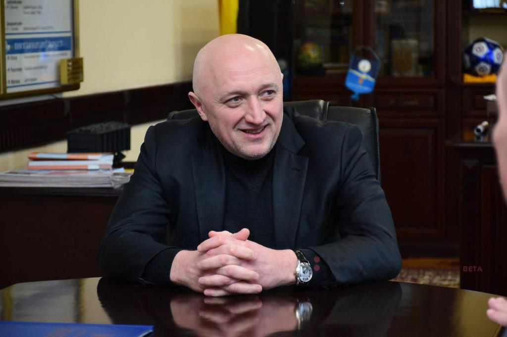Голова Полтавської ОДА не задекларував годинник за понад мільйон гривень 