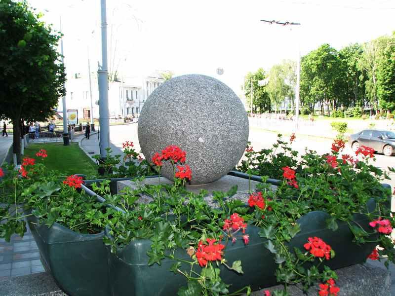 Минулого року у Полтаві висадили понад сто п'ятдесят тисяч квітів