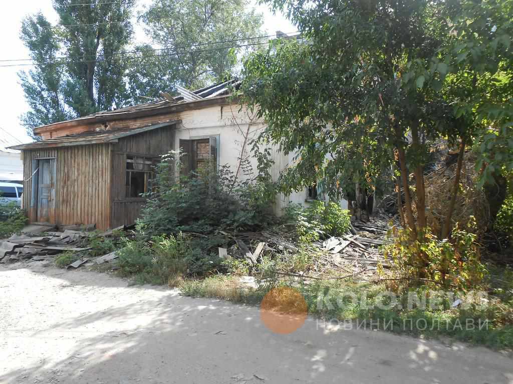 У Полтаві вкотре горіла будівля колишнього опорного пункту міліції на Павленківській